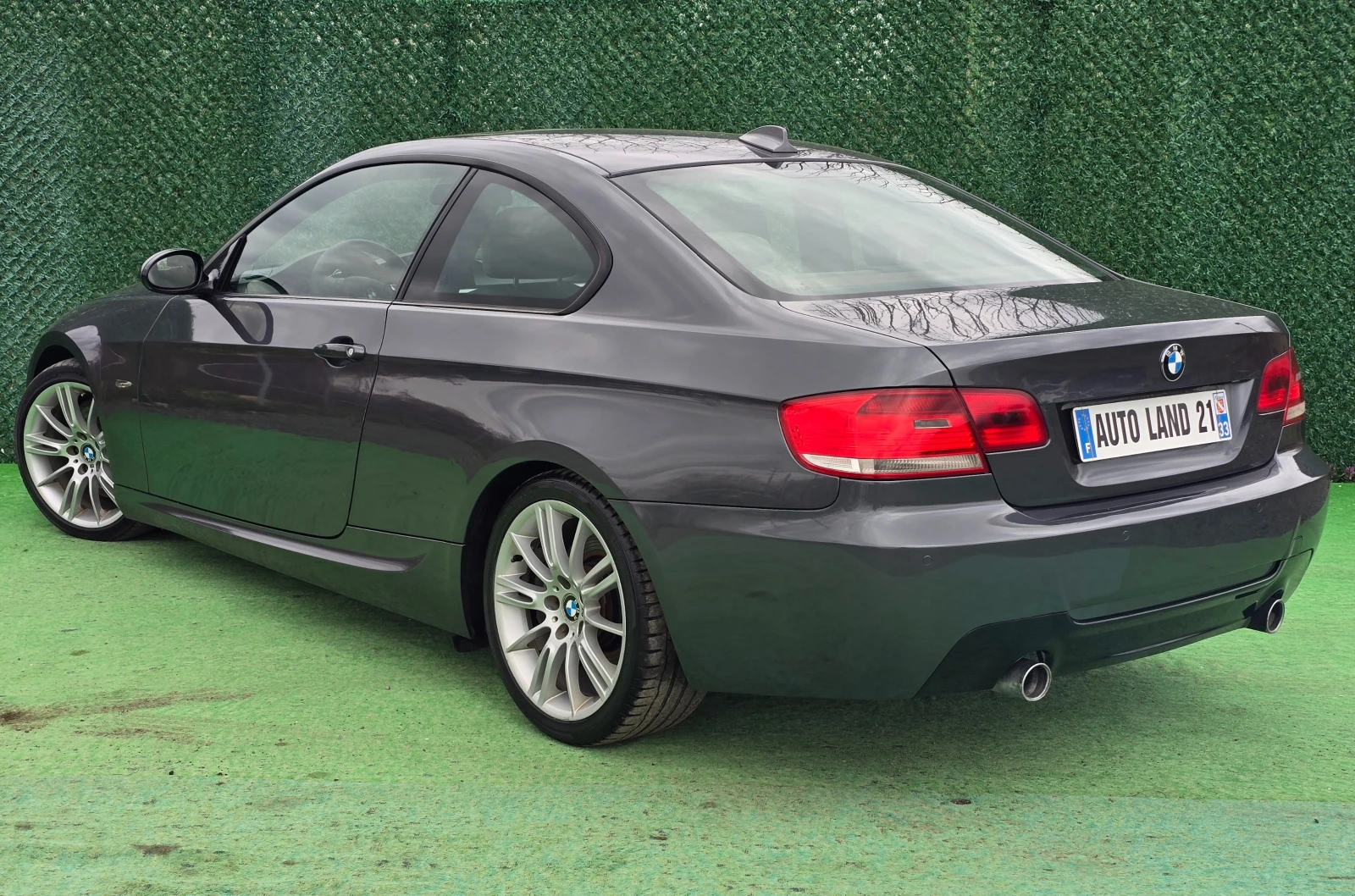 BMW 335 286кс* М-Пакет* ALCANTARA* NAVI* AUTOMATIC, снимка 7 - Автомобили и джипове - 54034026