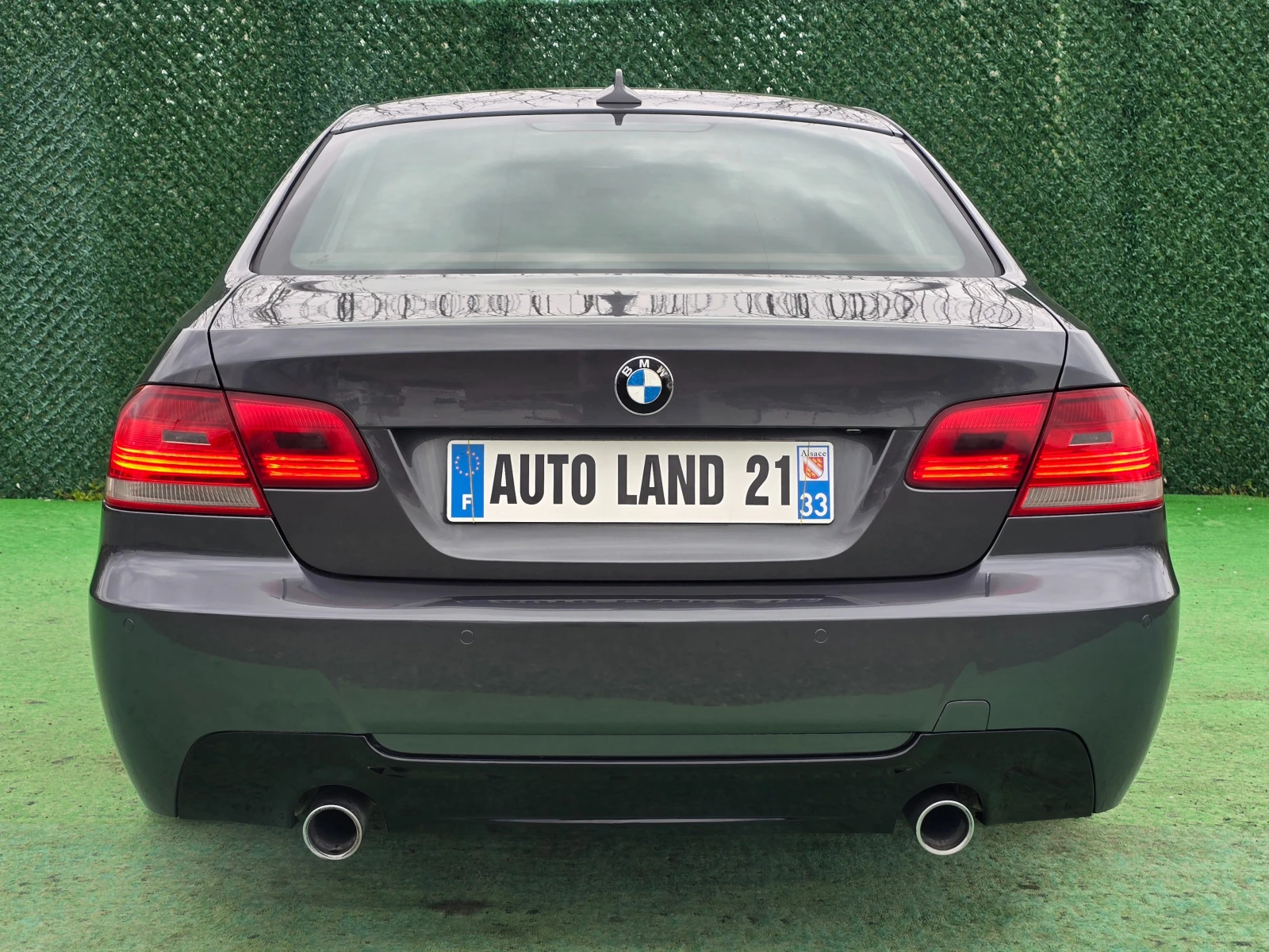 BMW 335 286кс* М-Пакет* ALCANTARA* NAVI* AUTOMATIC, снимка 8 - Автомобили и джипове - 54034026