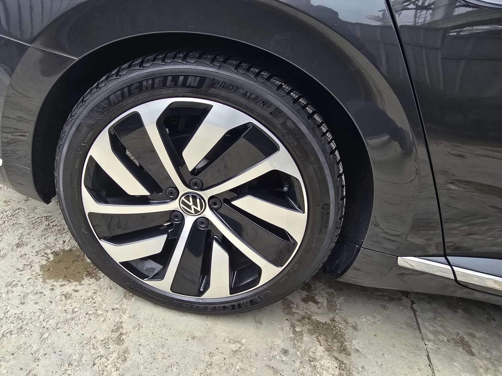 VW Arteon, снимка 4 - Автомобили и джипове - 54054988