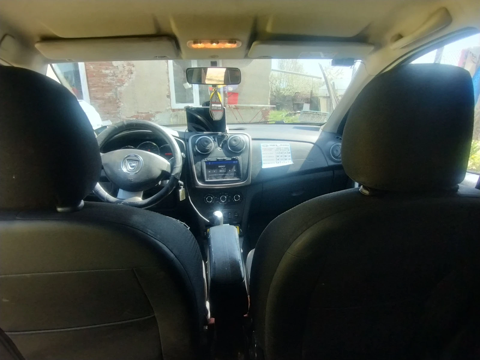 Dacia Sandero 1.2 LPG, снимка 13 - Автомобили и джипове - 54241879