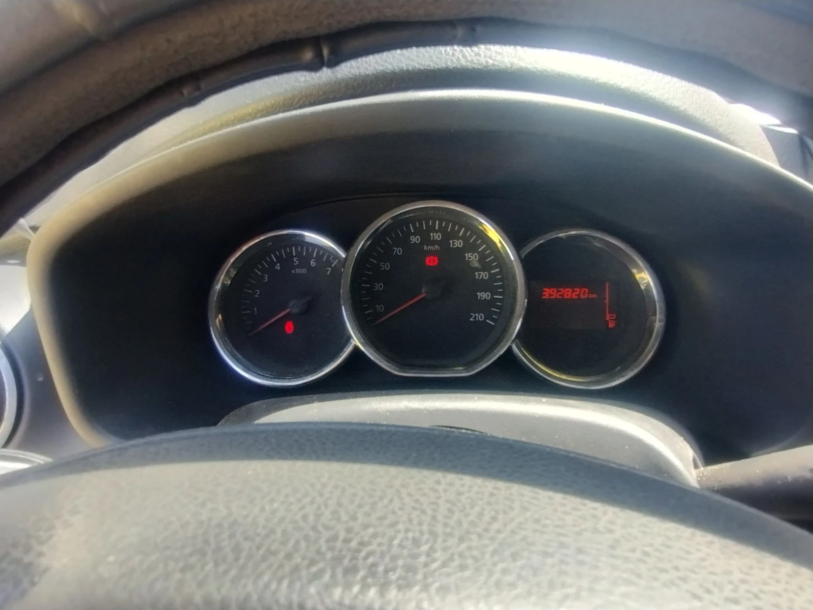 Dacia Sandero 1.2 LPG, снимка 7 - Автомобили и джипове - 54241879