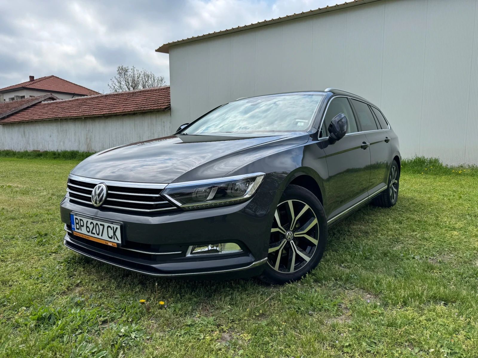 VW Passat