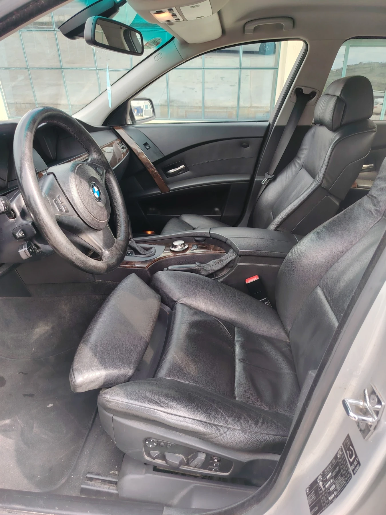 BMW 525 525I , снимка 5 - Автомобили и джипове - 54497308