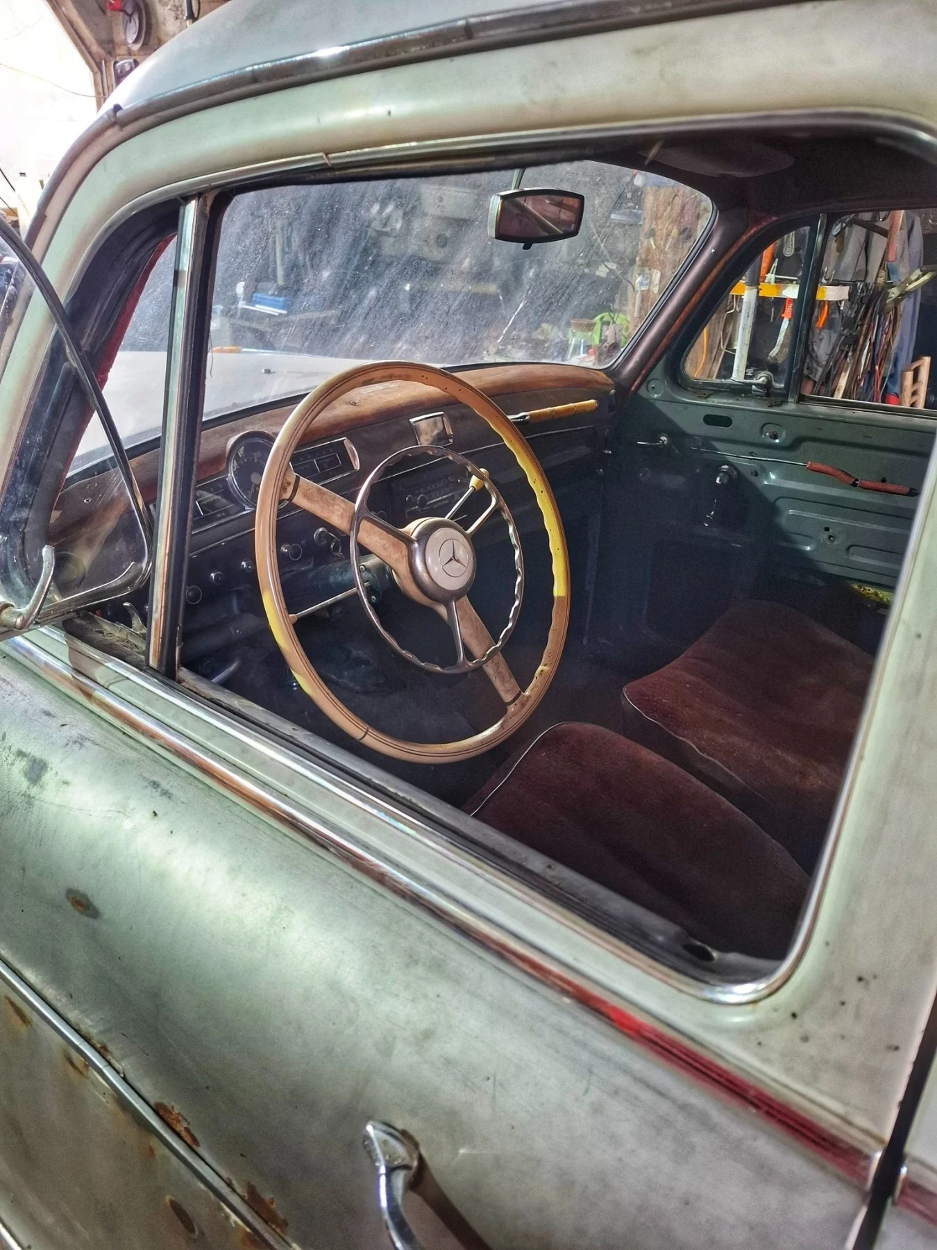 Mercedes-Benz 220 ponton, снимка 6 - Автомобили и джипове - 54507873