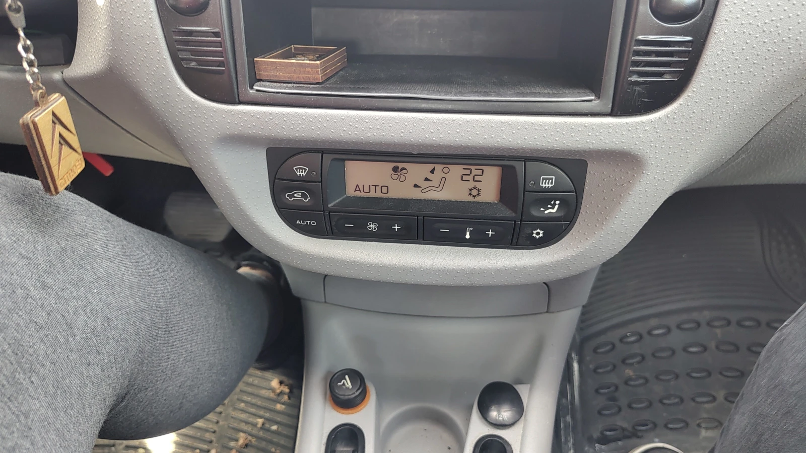 Citroen C3 pluriel 1.6, снимка 3 - Автомобили и джипове - 54668321