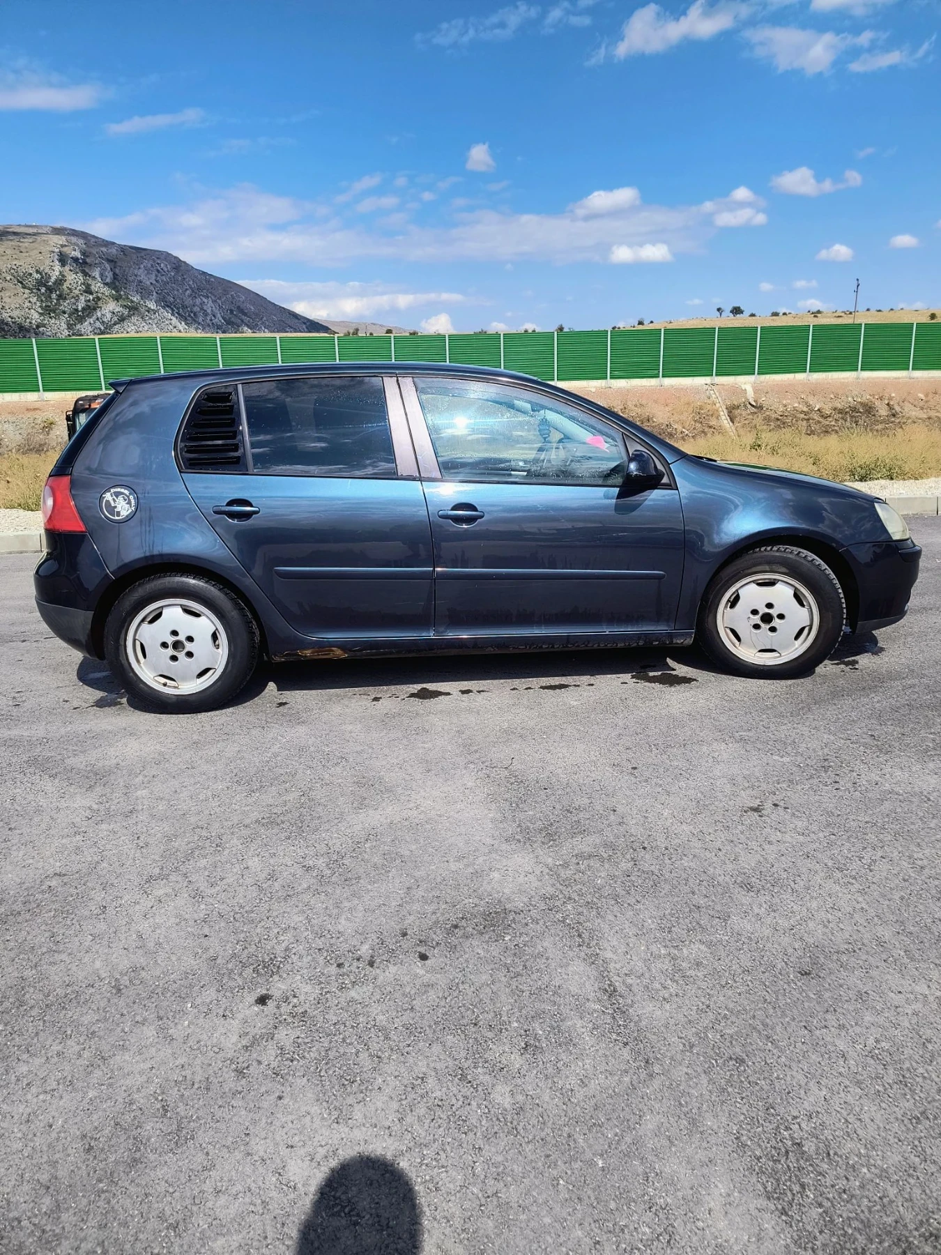 VW Golf 5 2.0 TDI  140+ , снимка 3 - Автомобили и джипове - 55666980