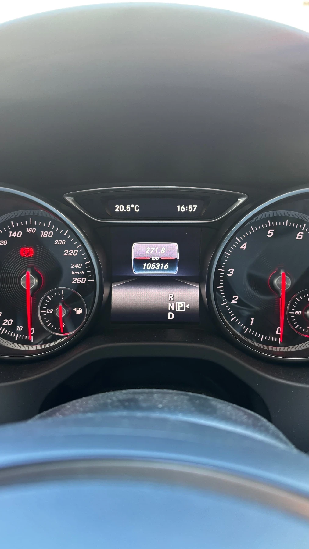 Mercedes-Benz CLA 250 4 Matic, снимка 15 - Автомобили и джипове - 55970081