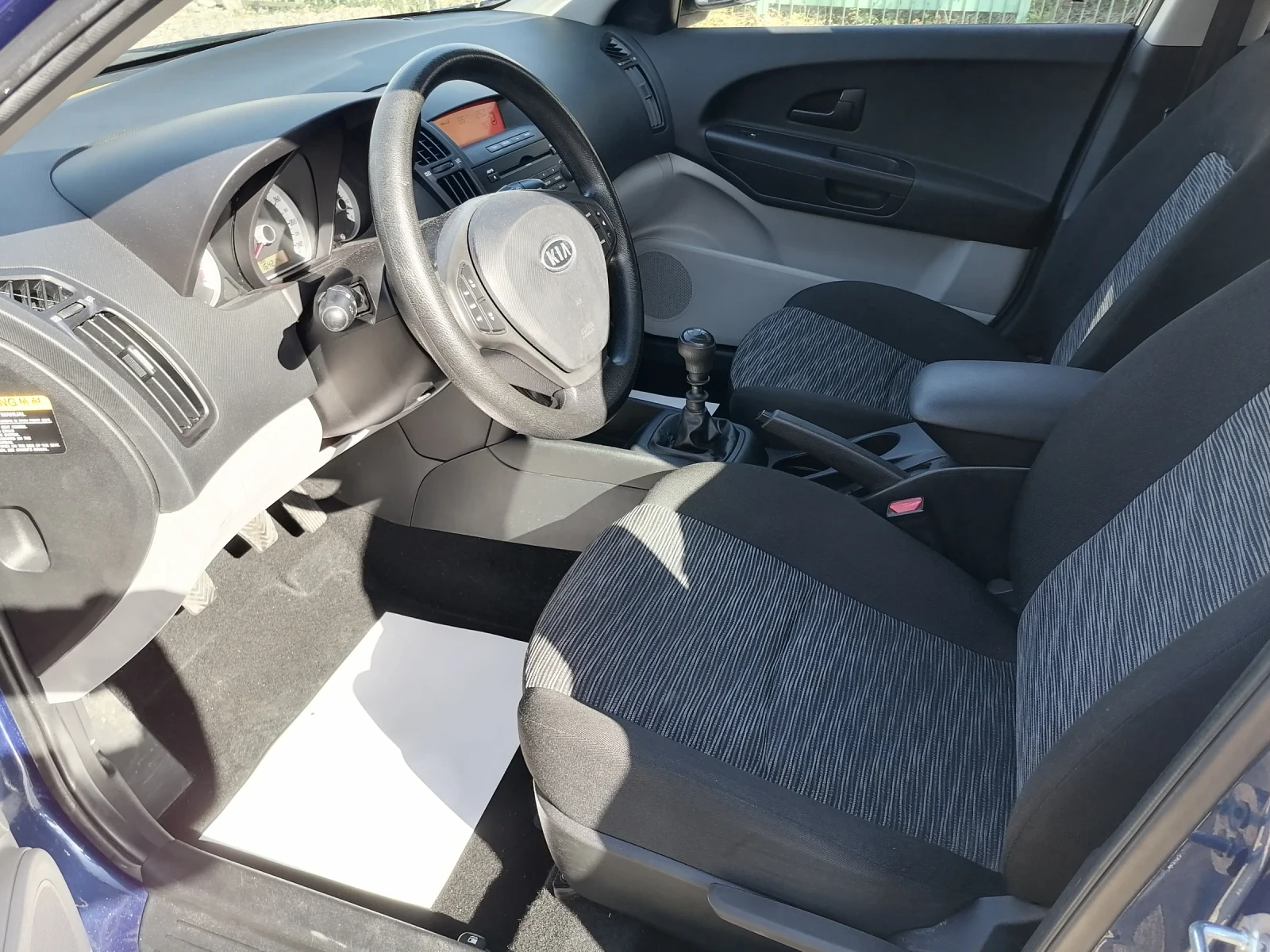 Kia Ceed 1.4i/105kc, климатик , снимка 11 - Автомобили и джипове - 56322330