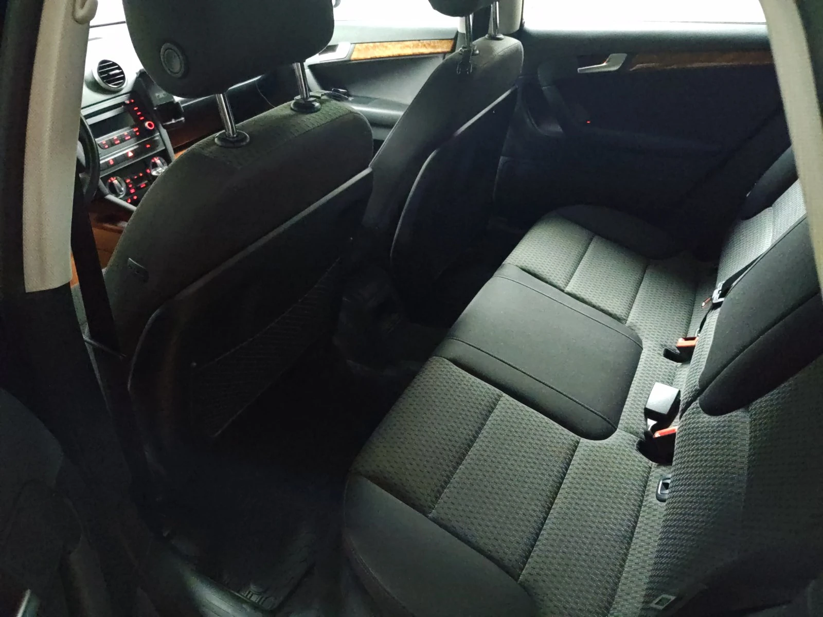Audi A3 1.8 T QUATTRO, снимка 13 - Автомобили и джипове - 56373411