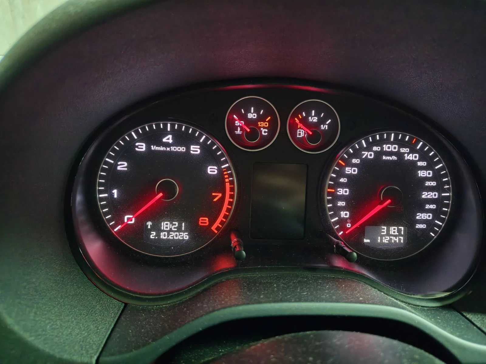 Audi A3 1.8 T QUATTRO, снимка 10 - Автомобили и джипове - 56373411