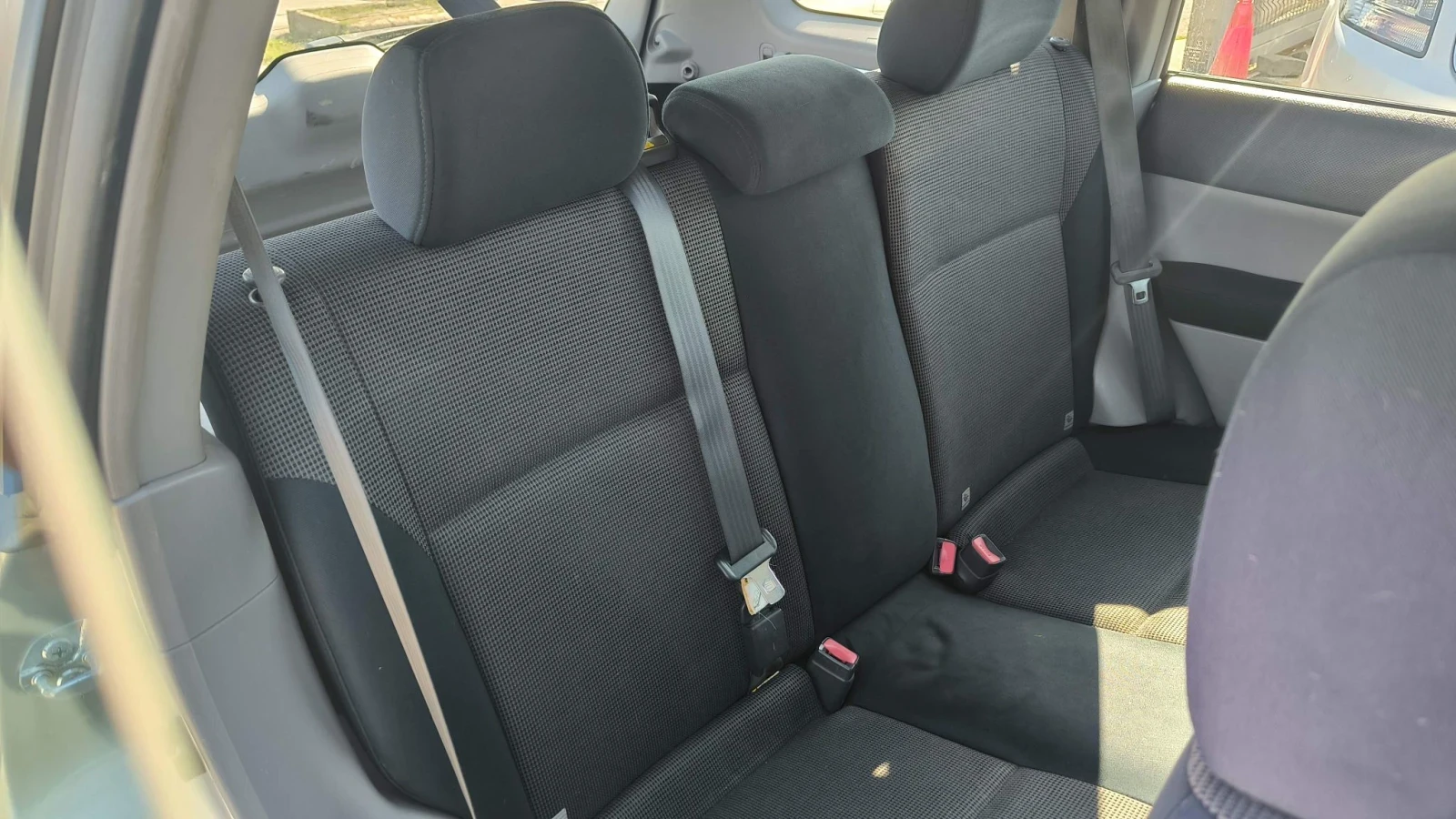 Subaru Forester 2.0I 4x4 Automatic , снимка 10 - Автомобили и джипове - 56551560