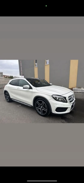     Mercedes-Benz GLA 200 AMG FULL