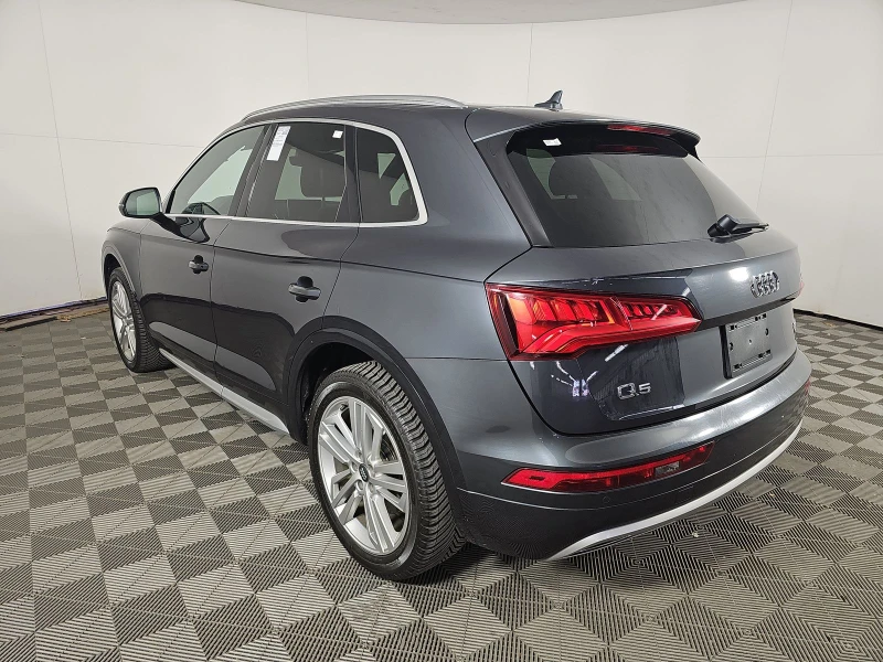 Audi Q5 2.0T* PREMIUM* PLUS* ДИГИТАЛНО* ТАБЛО* 360КАМЕРА* , снимка 3 - Автомобили и джипове - 52835596
