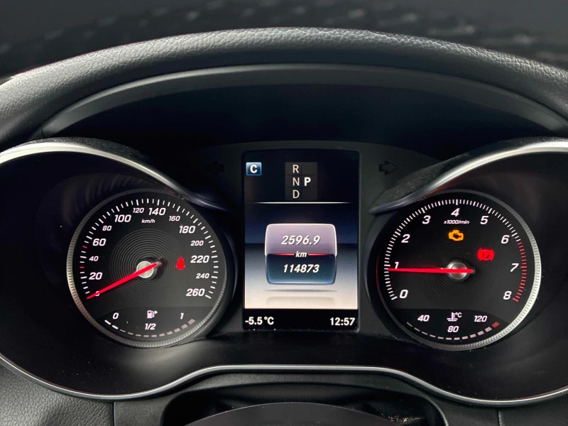 Mercedes-Benz GLC 300 * * CARFAX * * АВТО КРЕДИТ * * , снимка 10 - Автомобили и джипове - 52573877