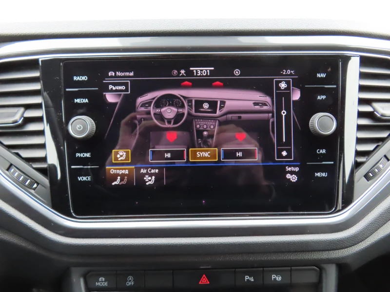 VW T-Roc Sport 1.5 TSI OPF DSG, снимка 12 - Автомобили и джипове - 53368600