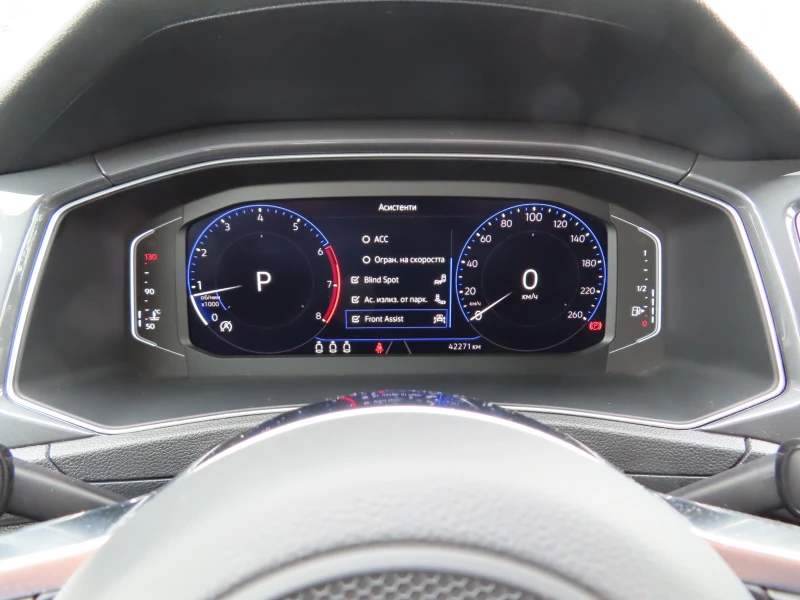 VW T-Roc Sport 1.5 TSI OPF DSG, снимка 14 - Автомобили и джипове - 53368600