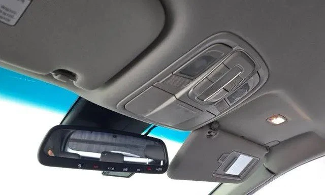 Hyundai Santa fe 2.0 2WD, снимка 17 - Автомобили и джипове - 53090927