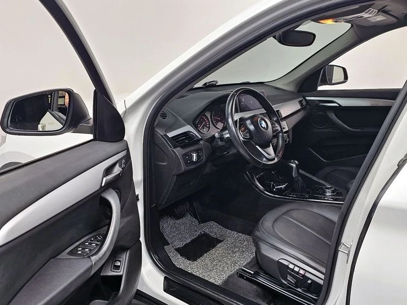 BMW X1 X1 xDrive 18D, снимка 11 - Автомобили и джипове - 55663520