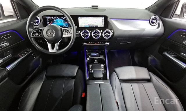 Mercedes-Benz GLA 220 АМБИЕНТНО| КАМЕРА| ПОДГРЕВ| DIST, снимка 5 - Автомобили и джипове - 55846737