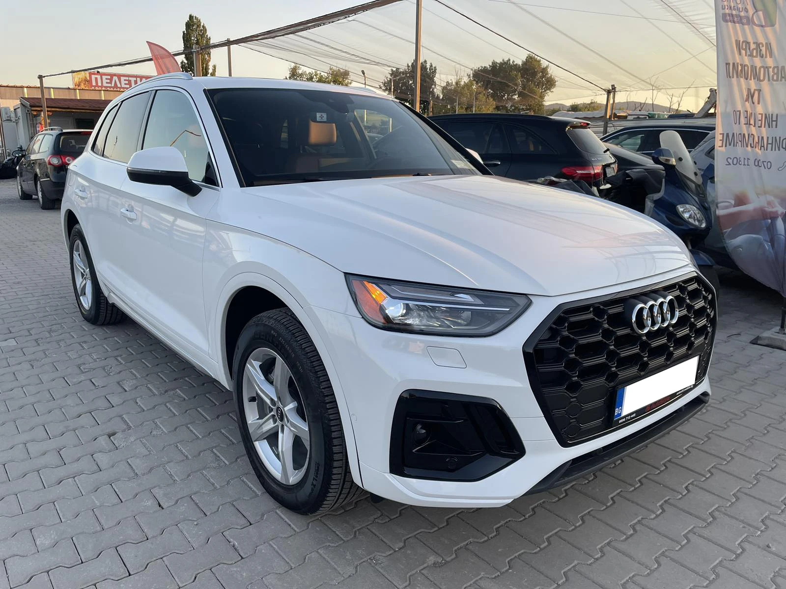 Audi Q5 2.0 TFSI Quattro 1800km!!! В Гаранция! - изображение 3