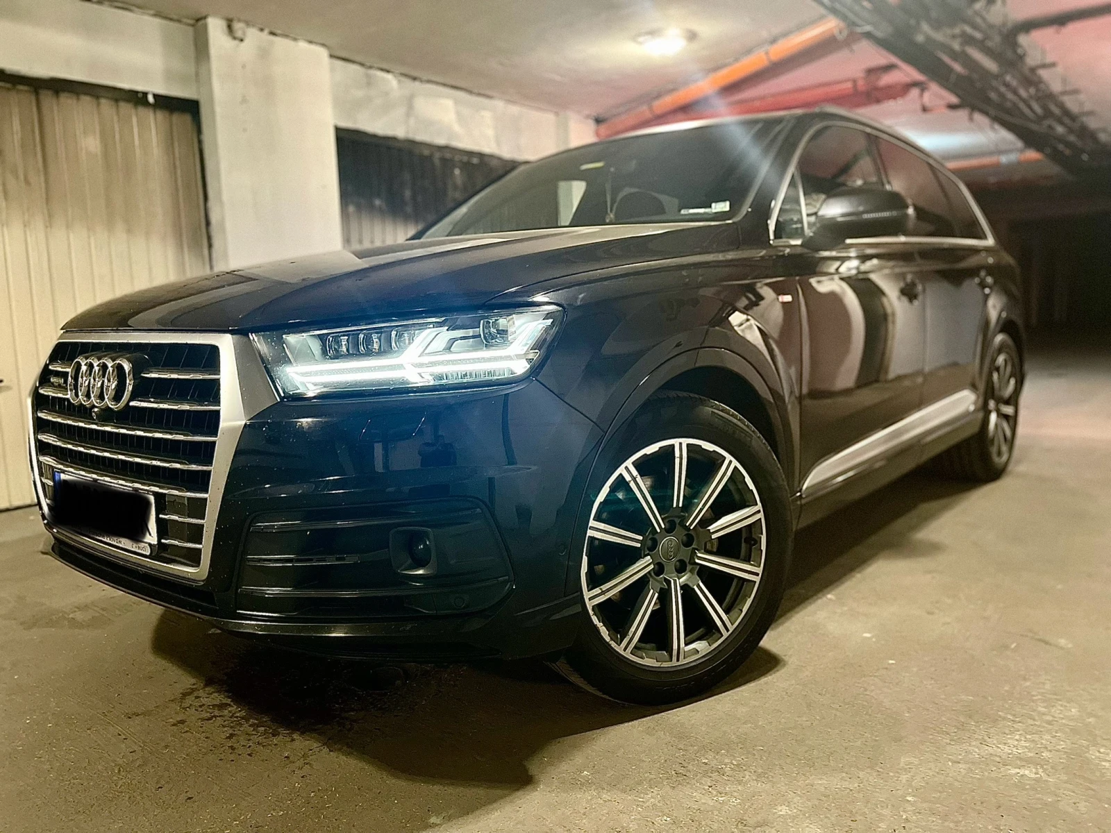 Audi Q7 3.0TDI/S-Line/Matrix/1-ви собственик/V. Cockpit - изображение 2