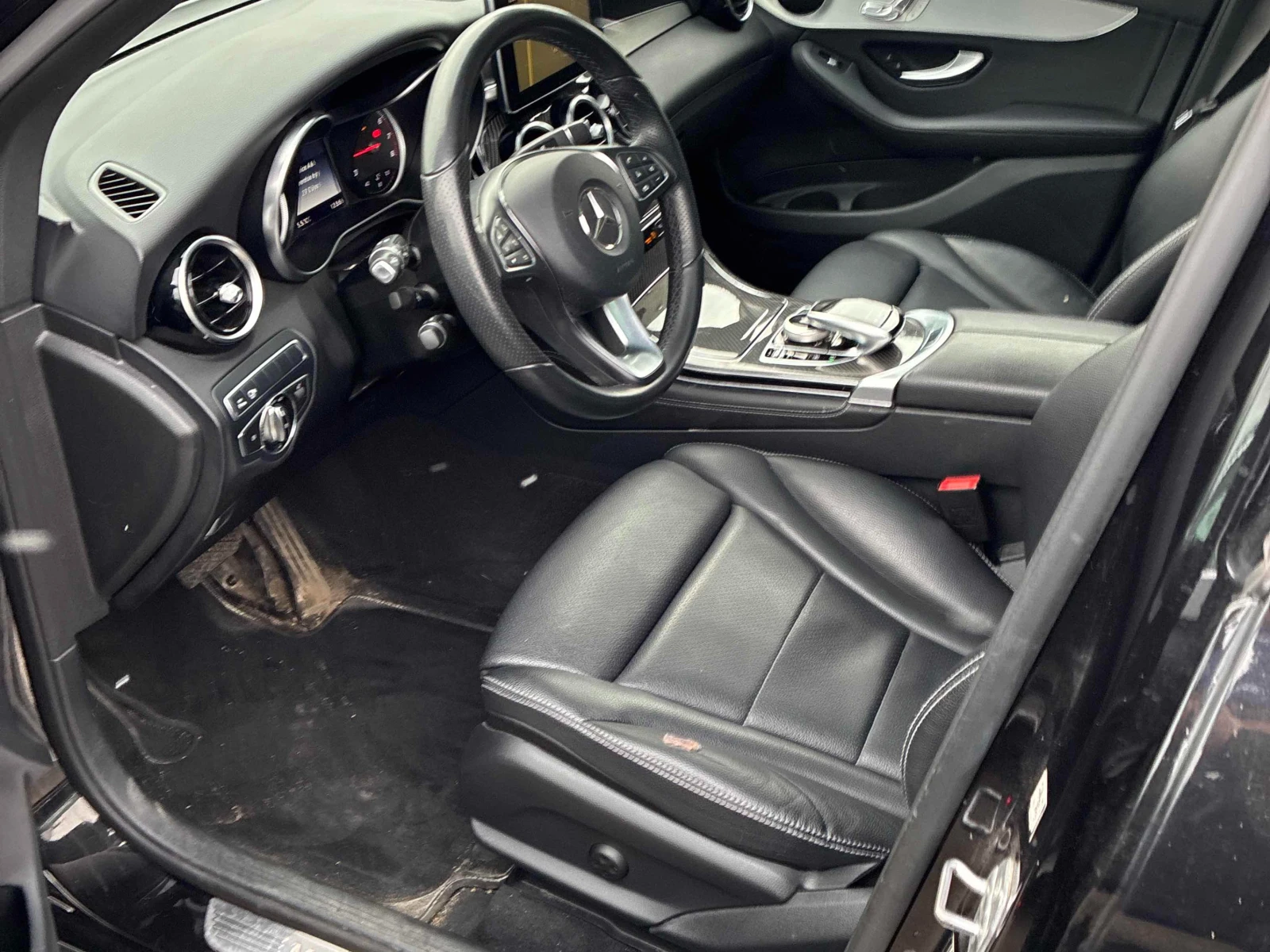 Mercedes-Benz GLC 300 * * CARFAX * *   * *  | Mobile.bg   9