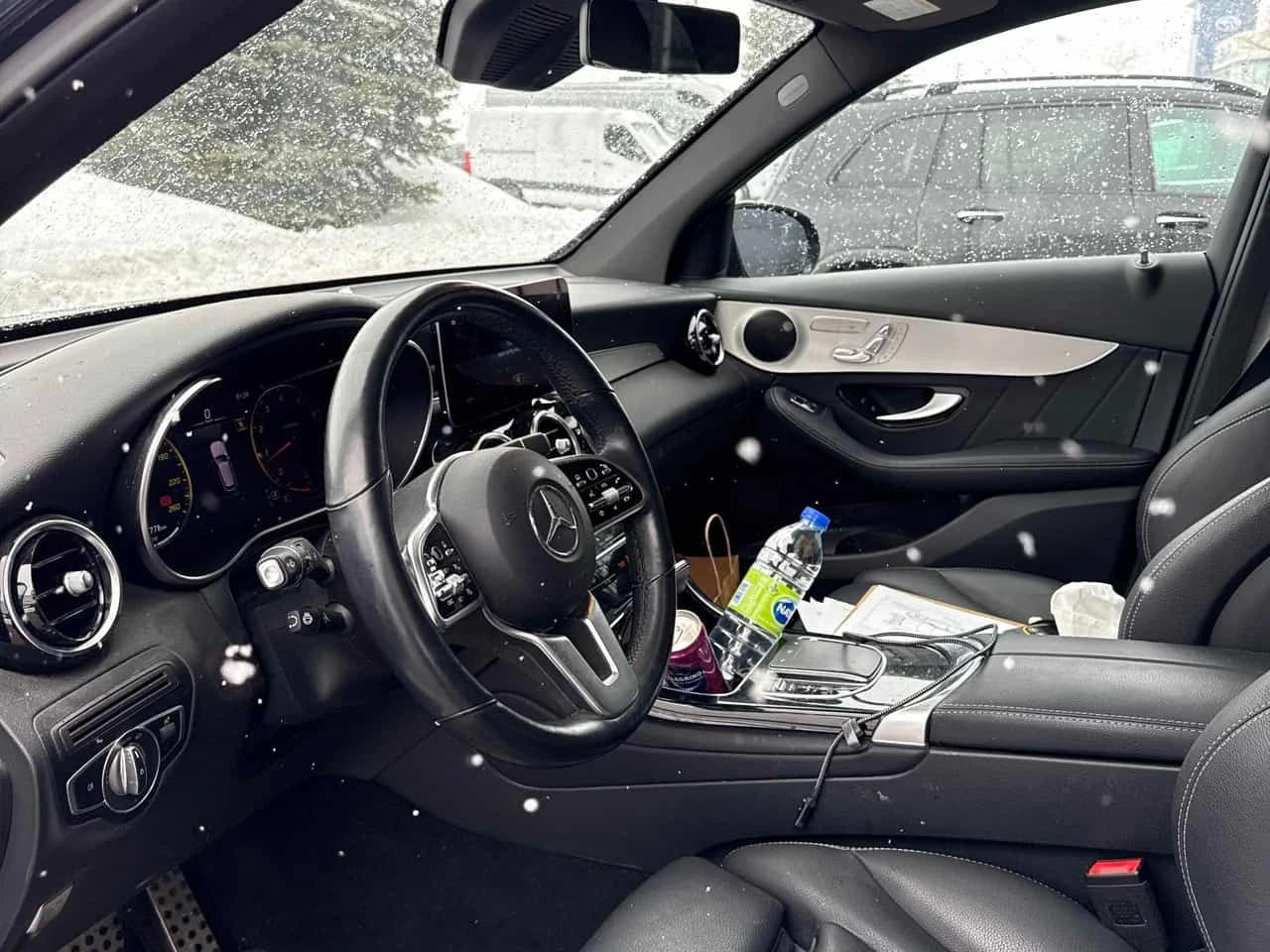 Mercedes-Benz GLC 300 * CARFAX * ПАНОРАМА* ДВА КЛЮЧА* , снимка 4 - Автомобили и джипове - 53751439