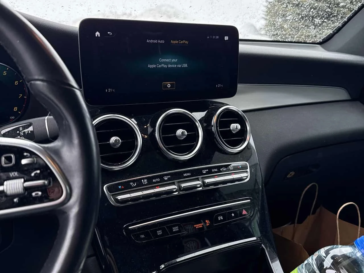 Mercedes-Benz GLC 300 * CARFAX * ПАНОРАМА* ДВА КЛЮЧА* , снимка 8 - Автомобили и джипове - 53751439