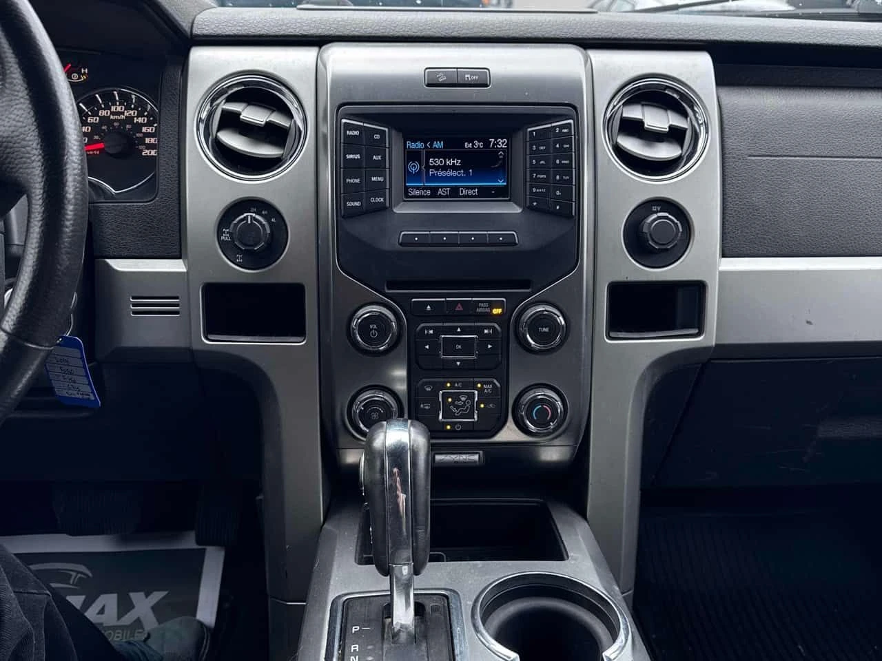 Ford F150 SuperCa/ FX4/5.0/V8/CARFAX/КЛИП, снимка 8 - Автомобили и джипове - 54390239