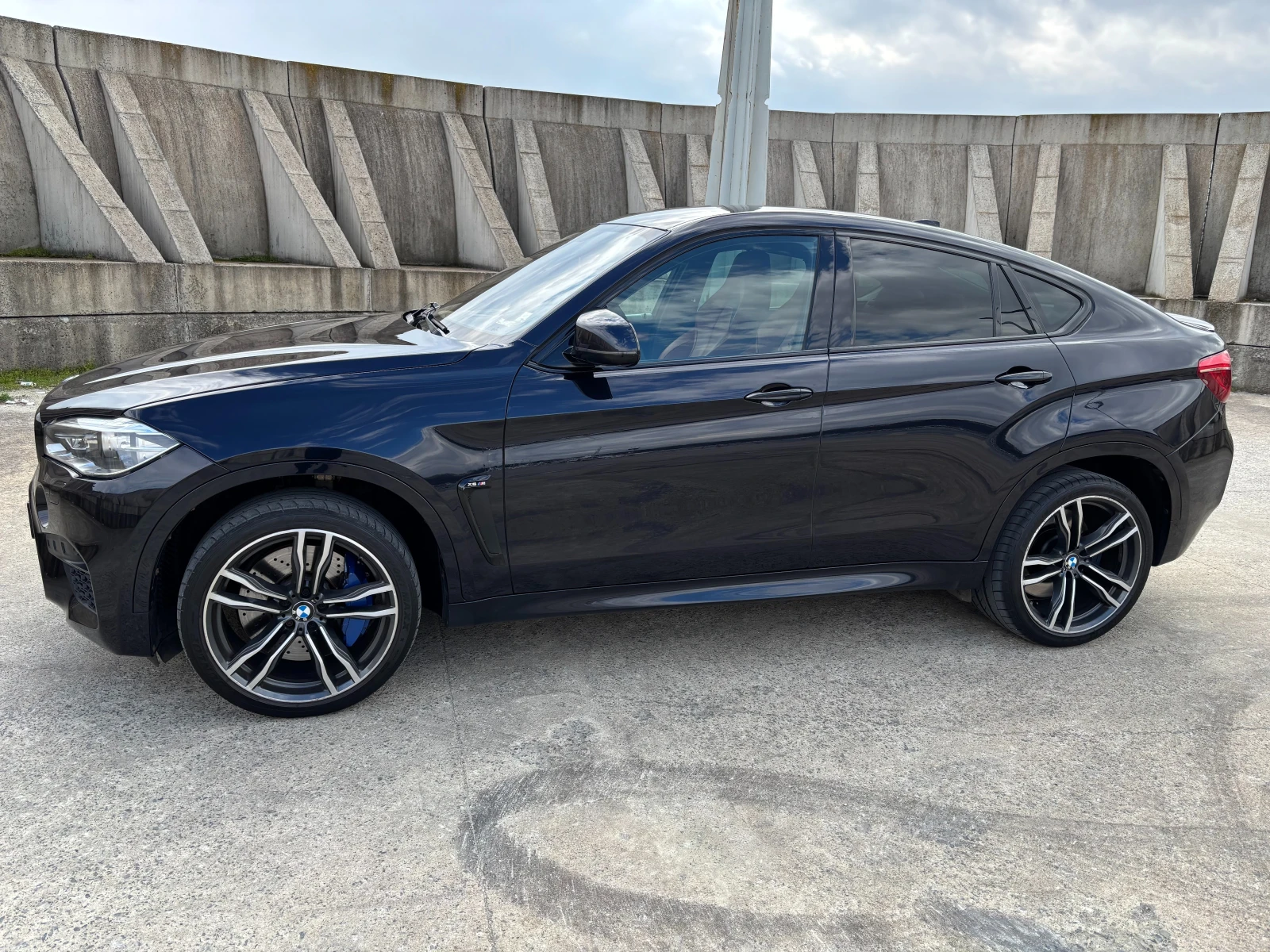BMW X6, снимка 12 - Автомобили и джипове - 54446275