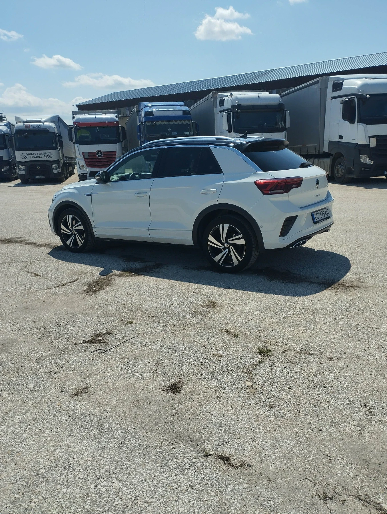 VW T-Roc, снимка 5 - Автомобили и джипове - 54496106