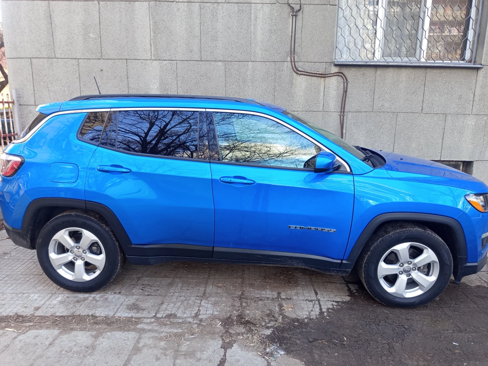 Jeep Compass, снимка 2 - Автомобили и джипове - 55435030
