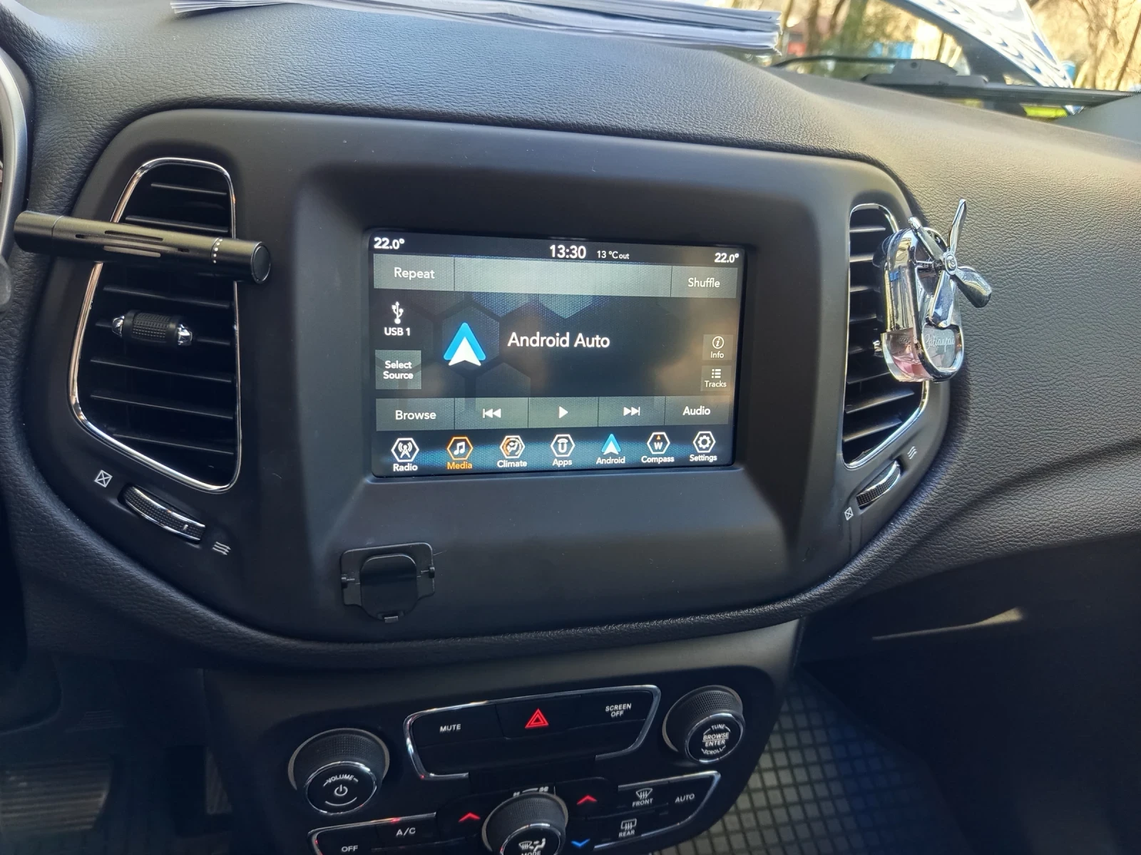 Jeep Compass, снимка 6 - Автомобили и джипове - 55435030
