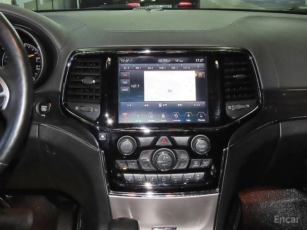 Jeep Grand cherokee 3.6* V6* 8ZF* OVERLAND* ДИСТРОНИК* ОБДУХВАНЕ* КАМЕ, снимка 8 - Автомобили и джипове - 54736876