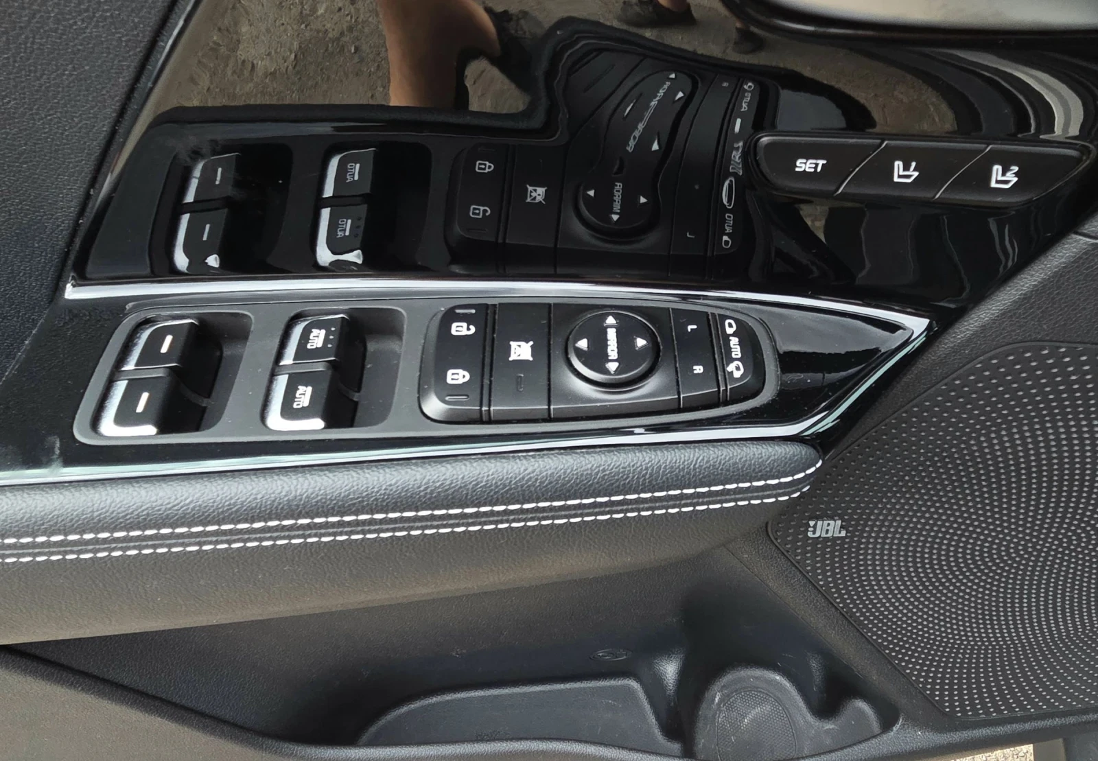 Kia Niro SOH100%/Premium, снимка 8 - Автомобили и джипове - 55005585