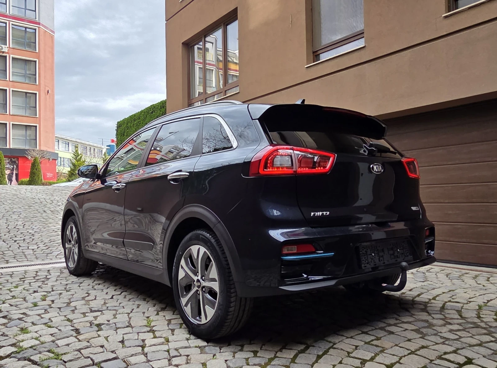 Kia Niro SOH100%/Premium, снимка 4 - Автомобили и джипове - 55005585
