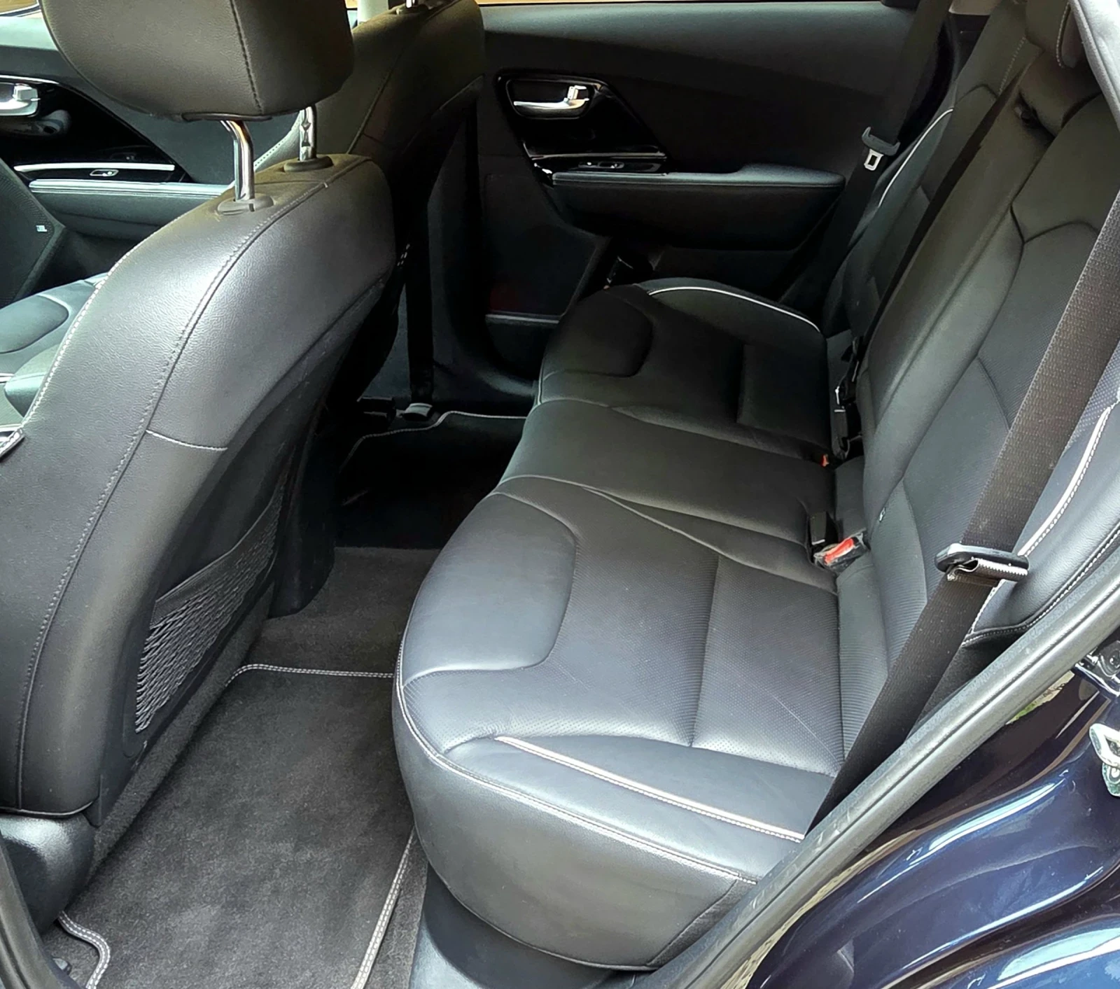 Kia Niro SOH100%/Premium, снимка 9 - Автомобили и джипове - 55005585