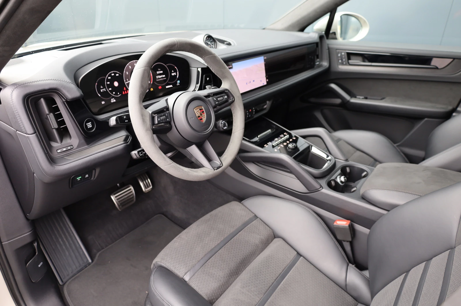Porsche Cayenne * NEW MODEL* GTS* HD MATRIX LIGTS* BOSE* PANO* 360, снимка 9 - Автомобили и джипове - 55013310