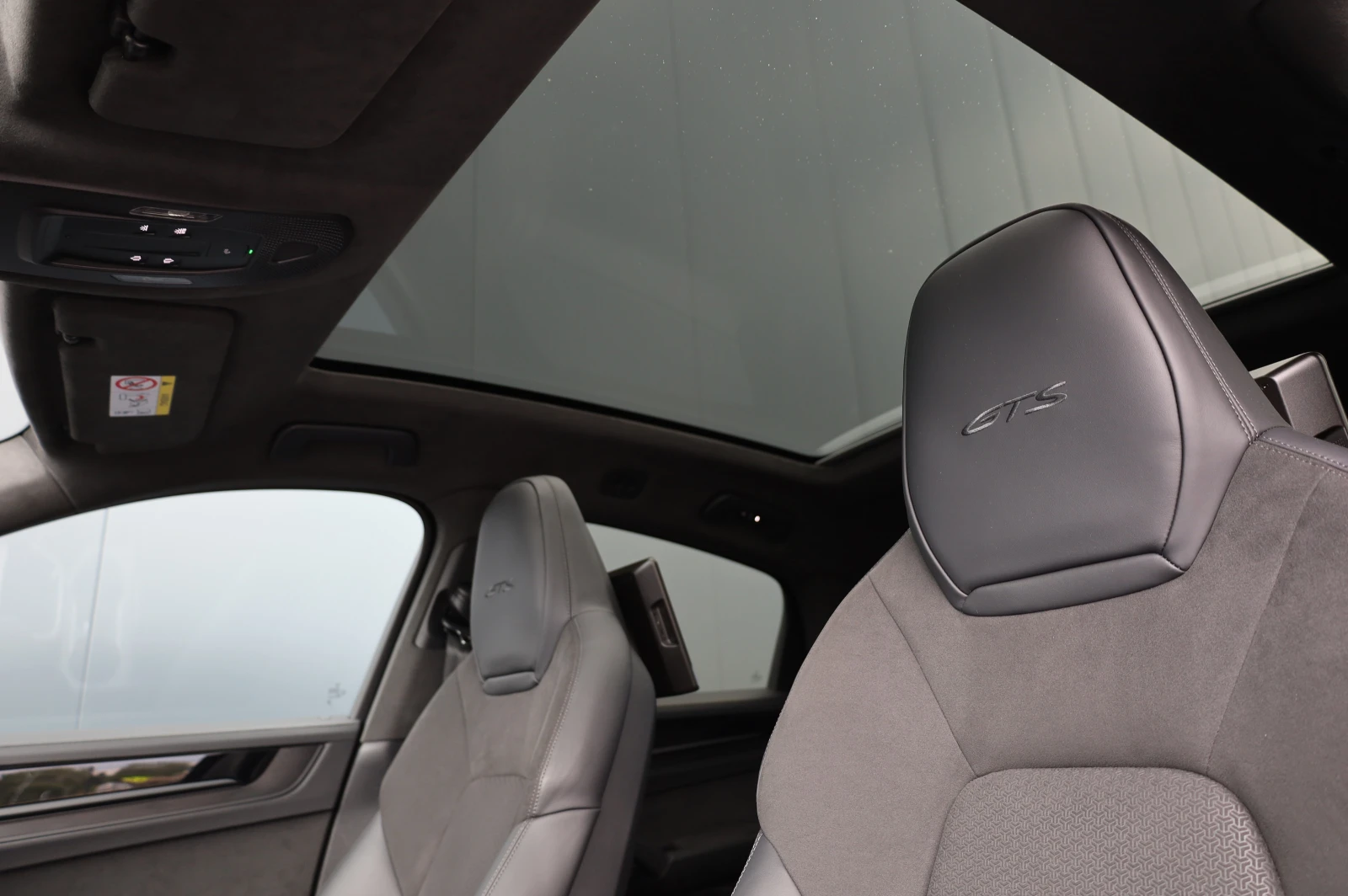 Porsche Cayenne * NEW MODEL* GTS* HD MATRIX LIGTS* BOSE* PANO* 360, снимка 13 - Автомобили и джипове - 55013310