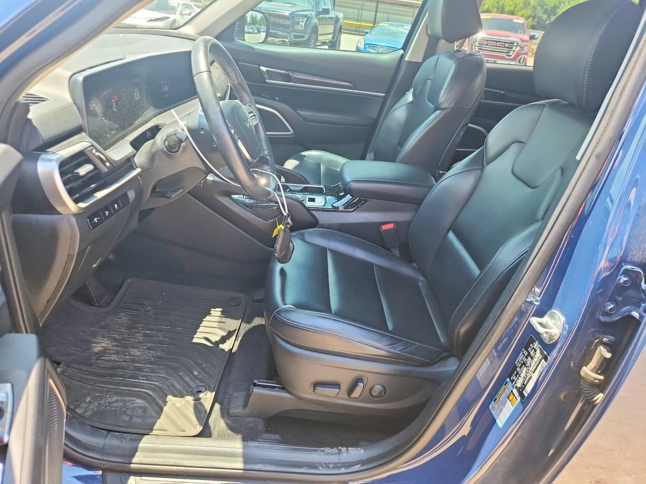 Kia Telluride 3.8l S, снимка 7 - Автомобили и джипове - 55772836