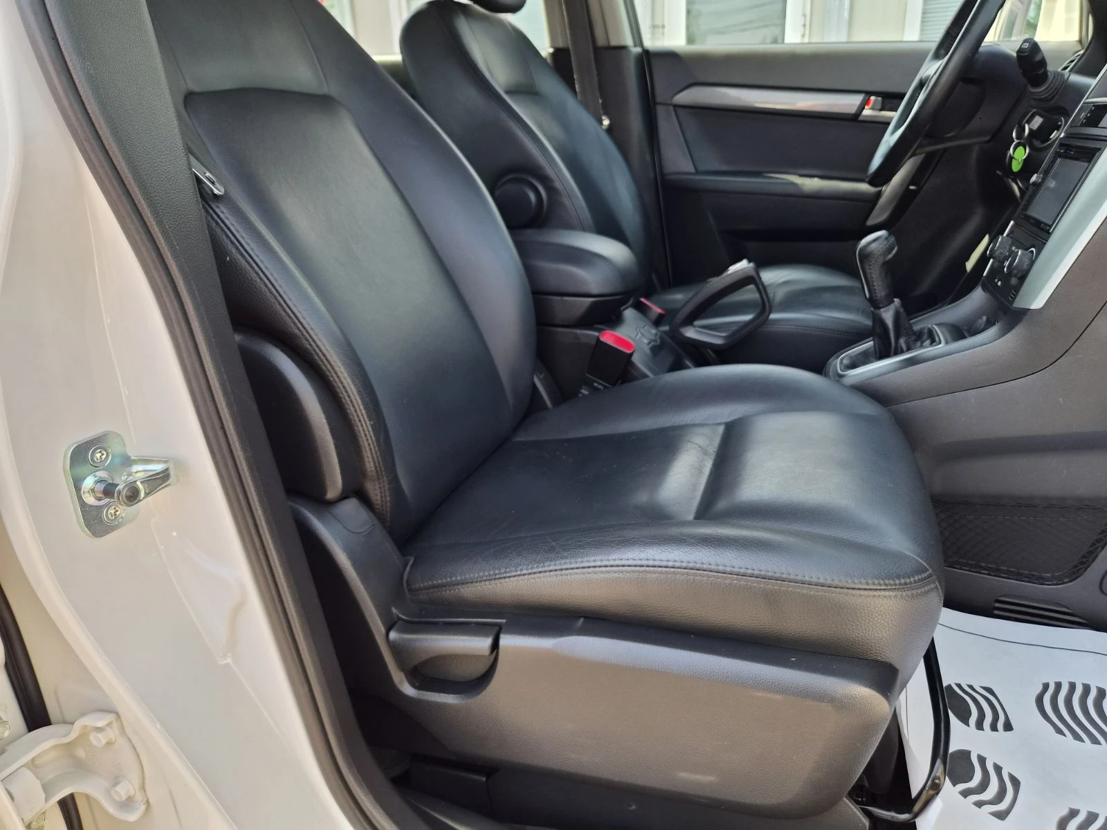 Chevrolet Captiva 2.0D-150кс-7 МЕСТА-181.000км, снимка 12 - Автомобили и джипове - 55778874