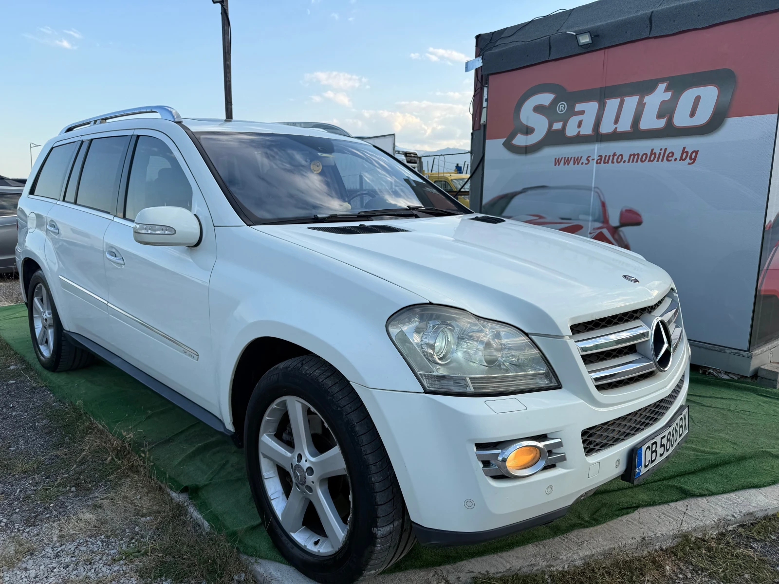 Mercedes-Benz GL 420 4MATIC ПОДГРЕВ* ОБДУХВАНЕ* ПАМЕТ* МОНИТОРИ* 7 МЕСТ