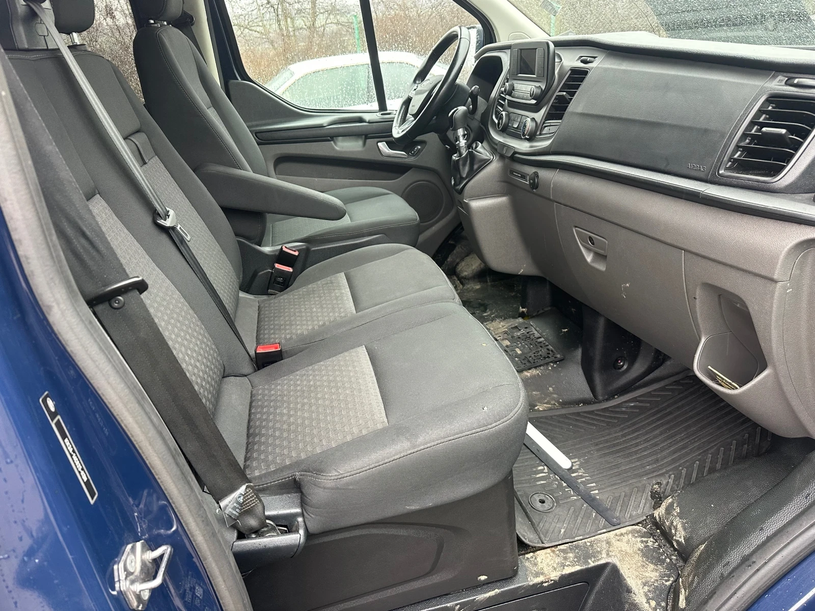 Ford Transit Custom, снимка 6 - Бусове и автобуси - 53959300