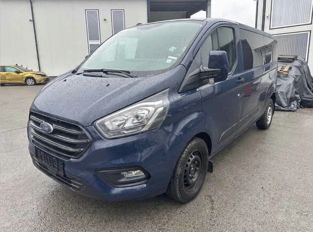 Ford Transit Custom, снимка 2 - Бусове и автобуси - 53959300