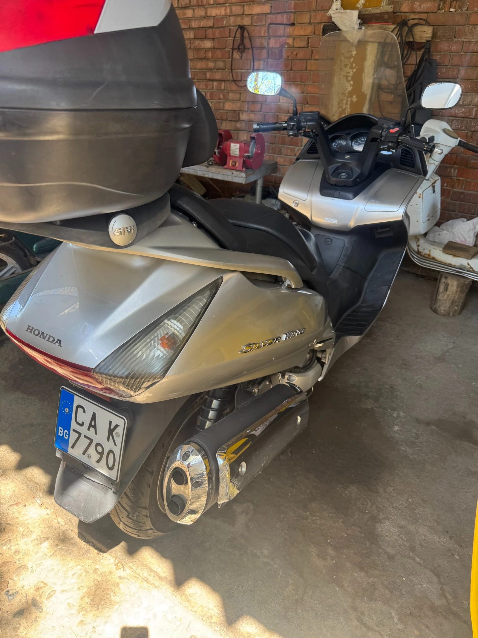 Honda Silver Wing, снимка 5 - Мотоциклети и мототехника - 54457413