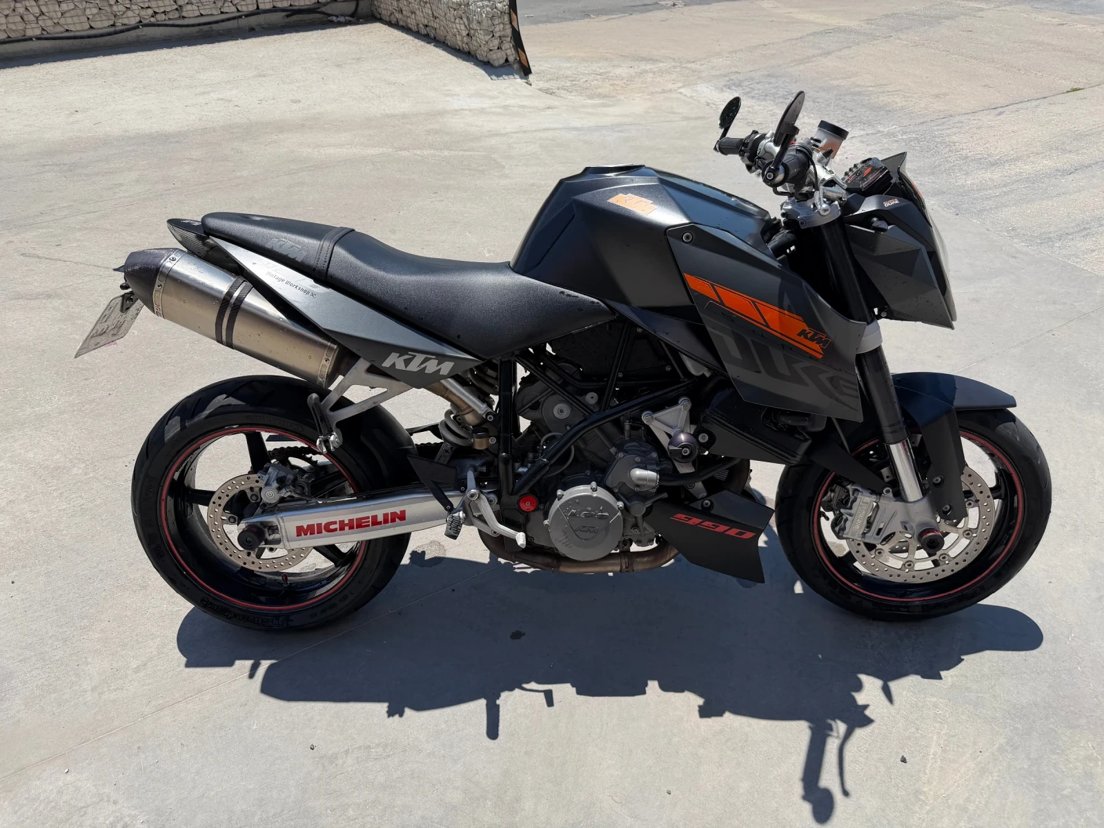 Ktm Super Duke 990 AKRAPOVIC, снимка 4 - Мотоциклети и мототехника - 55009434