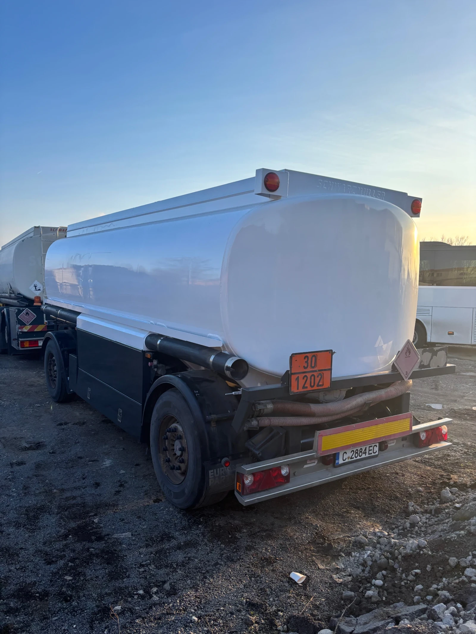 �� ������ Scwarzmuller  | Mobile.bg � ����������� 3