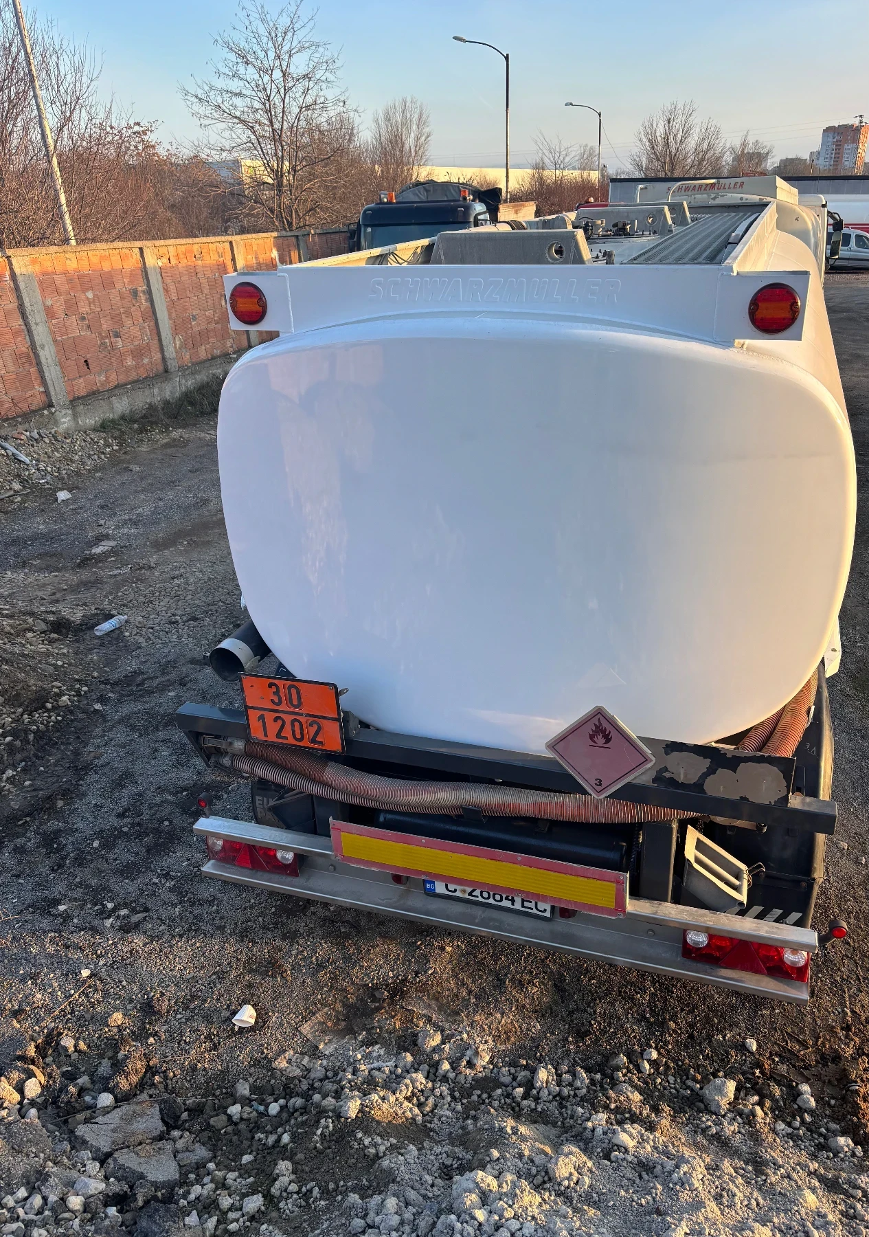 �� ������ Scwarzmuller  | Mobile.bg � ����������� 5