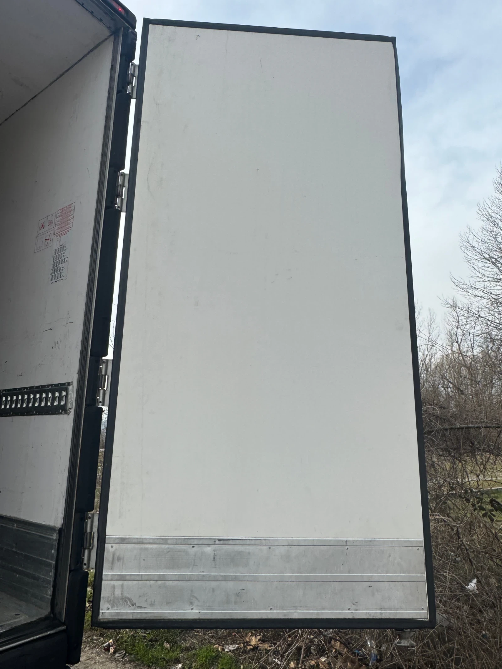 ����������� LAMBERET LVFS-3 Termo-King SLX Bi-Temperatur | Mobile.bg � ����������� 7