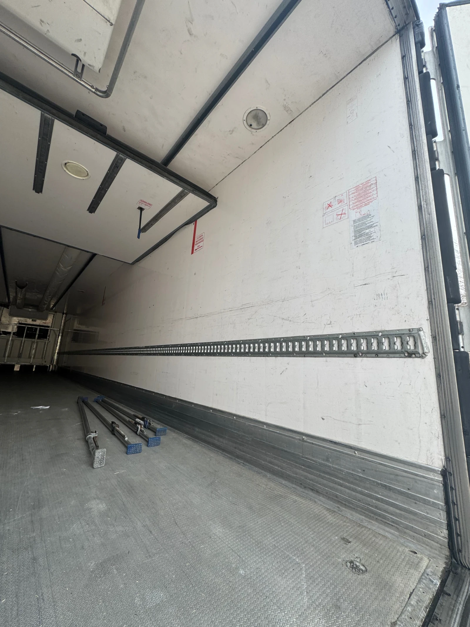 ����������� LAMBERET LVFS-3 Termo-King SLX Bi-Temperatur | Mobile.bg � ����������� 9